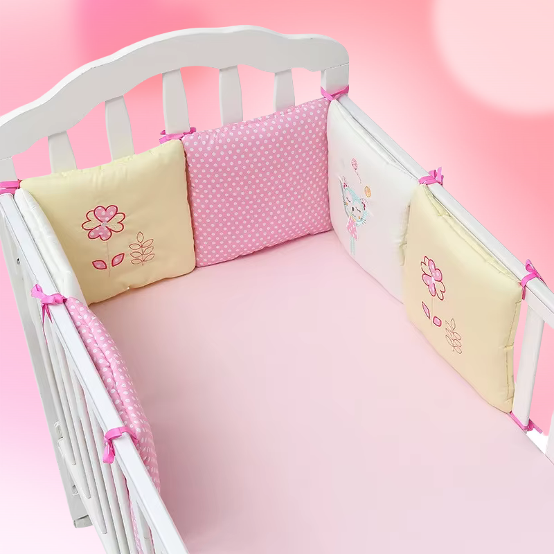 Baby Nursery Glider - طقم حماية سرير الأطفال مكون من