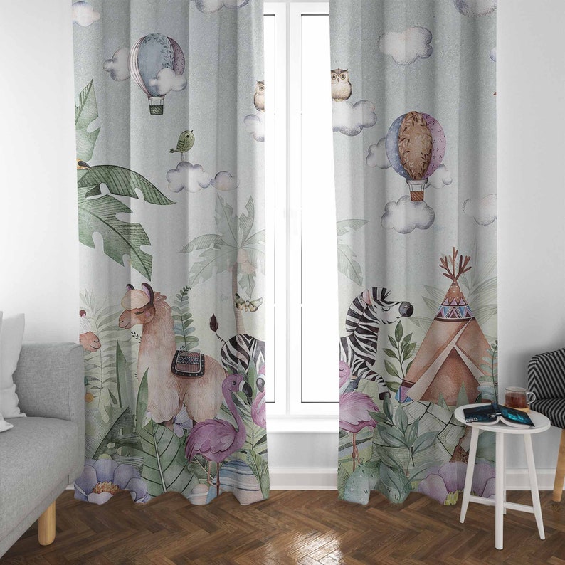 سفاري الحيوانات حفلة الحضانة ا - مراجعة Baby Nursery Curtains وسعره