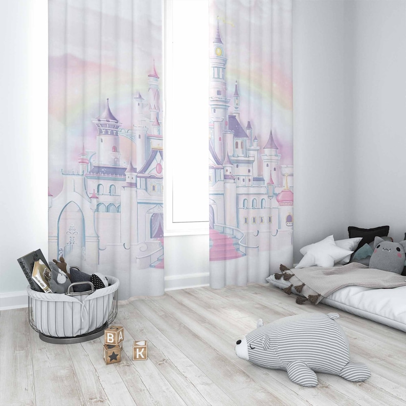 ستارة الحضانة على شكل قلعة الأ - مراجعة Baby Nursery Curtains وسعره